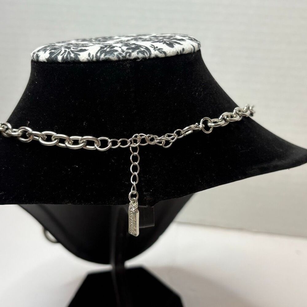 Daisy Fuentes Silver Tone Bubble Circle Oval Bib Necklace - Picture 2 of 6